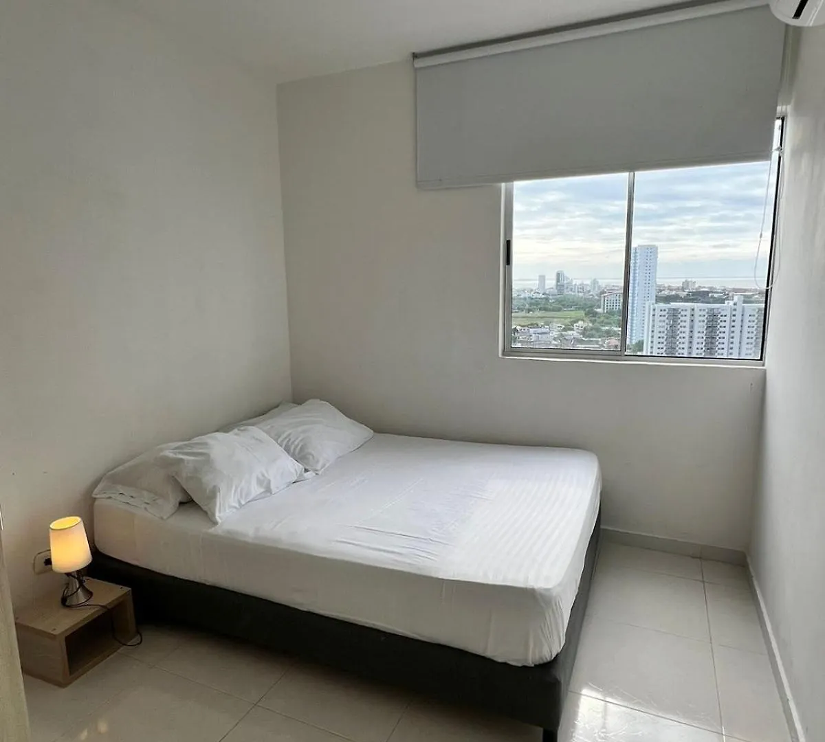 Amazing 22 Floor Apt W Roof Pool Cartagena