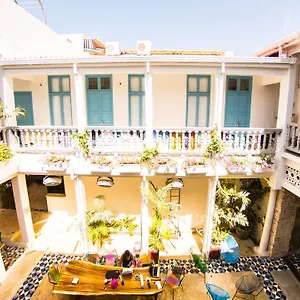  Hostel Republica